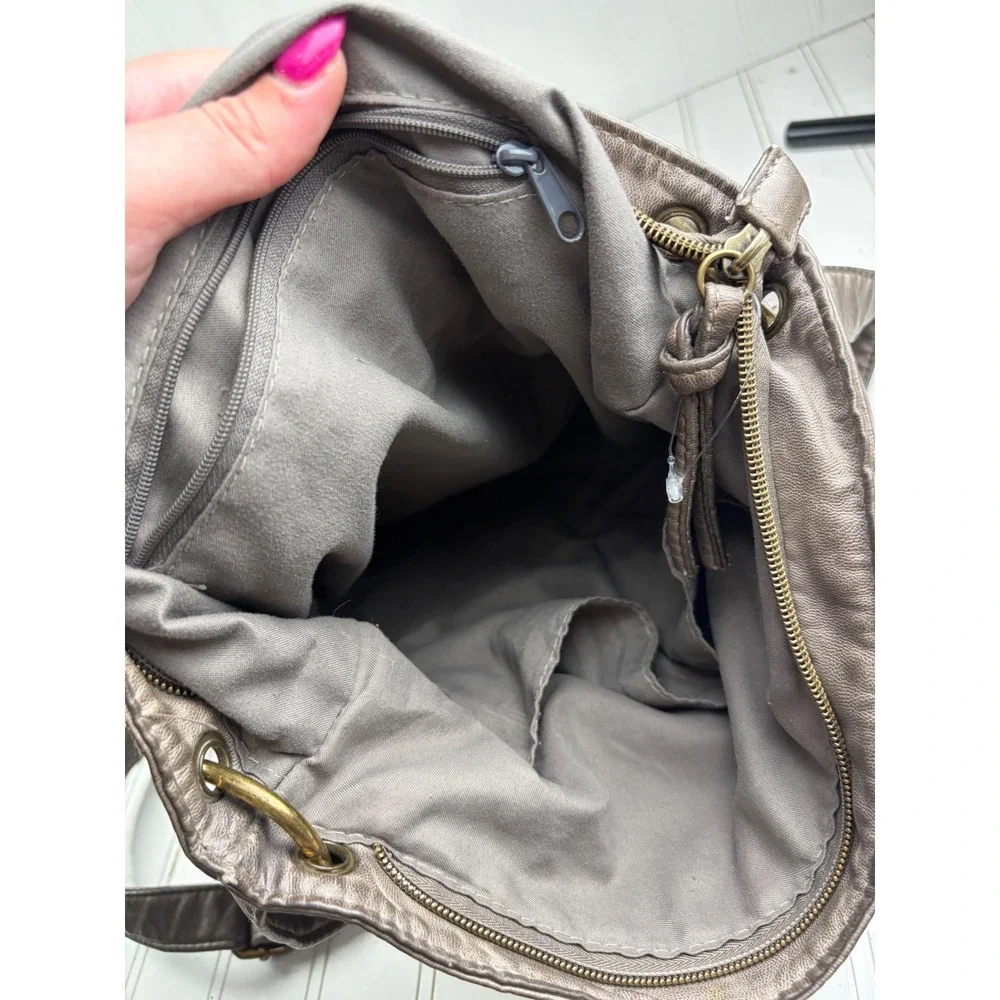 Stone & Co Vintage Y2K Taupe Distressed Slouchy Leather Shoulder Crossbody Bag